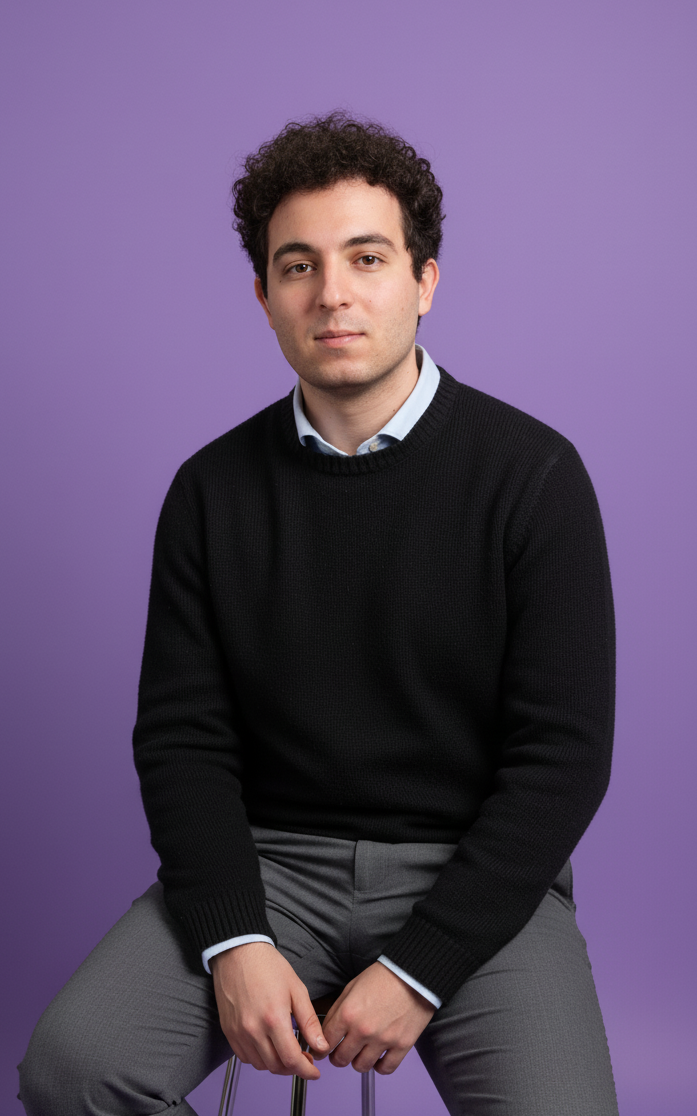 Marco su sfondo viola